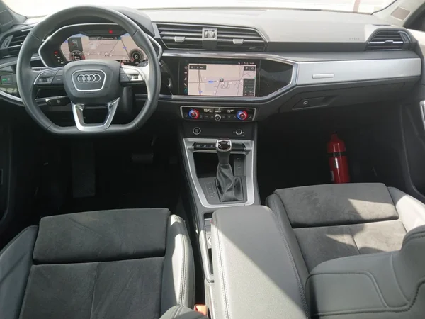 AUDI Q3 Sportback Dsl (2021) — foto 17 van 19