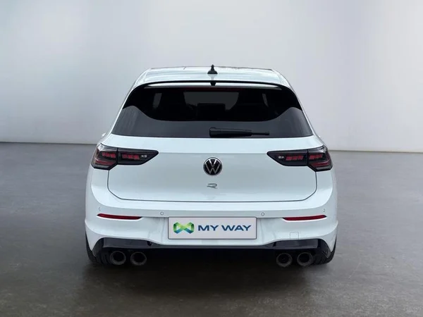 VOLKSWAGEN Golf VIII R (2025) — foto 29 van 33