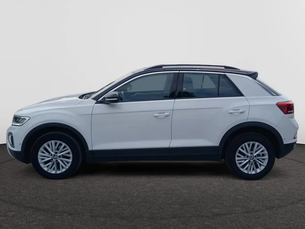 VOLKSWAGEN T-Roc (2022) — foto 11 van 21