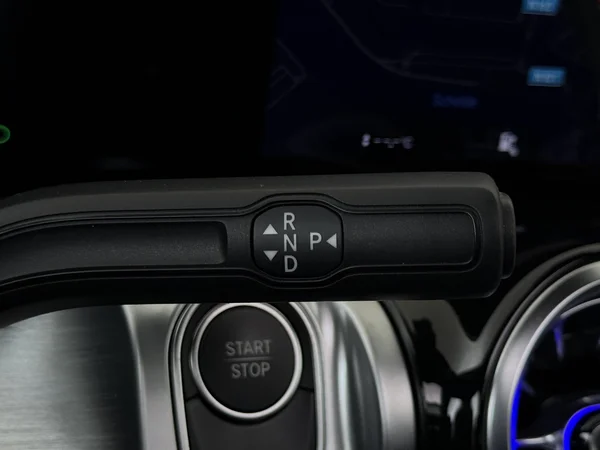 MERCEDES EQB 250 (2022) — foto 4 van 35