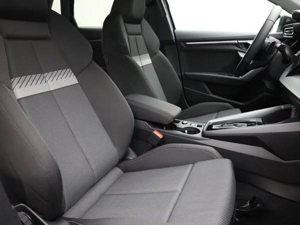 AUDI A3 Sportback (2024) — foto 13 van 20