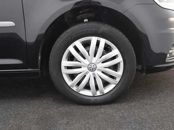 Volkswagen Caddy (2018) — foto 27 van 28