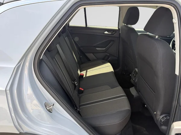VOLKSWAGEN T-Roc (2021) — foto 11 van 21