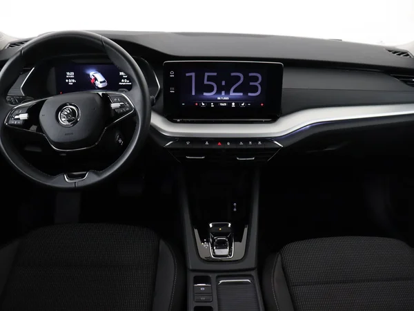 SKODA Octavia Combi (2024) — foto 15 van 18