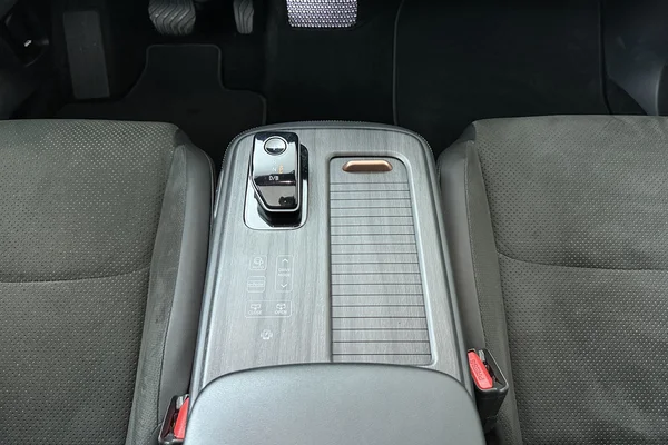 Nissan Ariya (2023) — foto 4 van 21