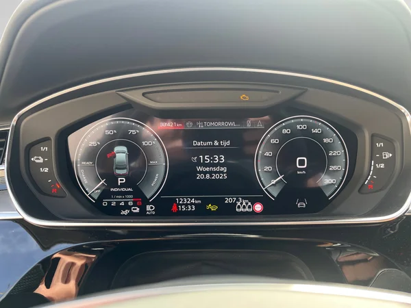 AUDI A8 PHEV (2025) — foto 6 van 16