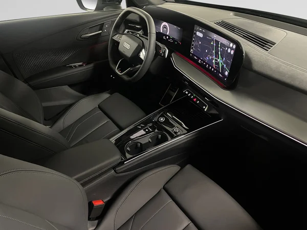 AUDI Q3 SUV e-hybrid (PHEV) (2025) — foto 9 van 15