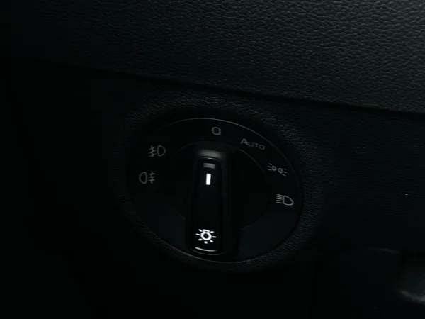 SKODA Karoq (2021) — foto 18 van 26