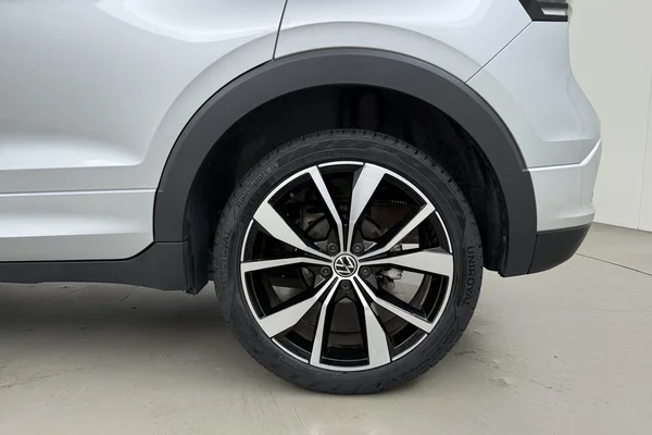 Volkswagen T-Cross (2025) — foto 14 van 17
