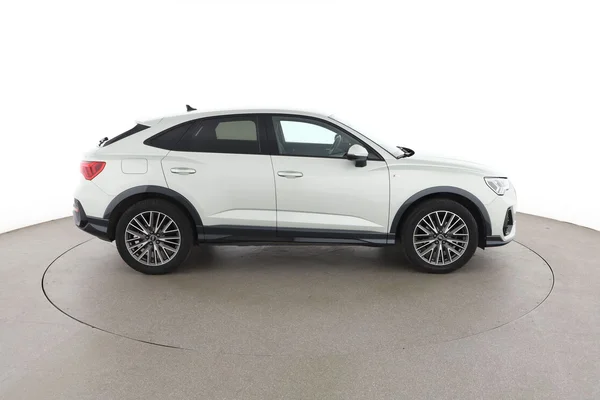 Audi Q3 (2024) — foto 13 van 16