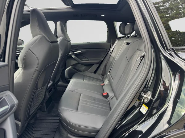 AUDI Q6 e-tron (2025) — foto 11 van 24