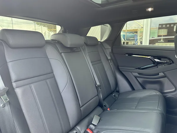 Land Rover Range Rover Evoque (2025) — foto 2 van 28
