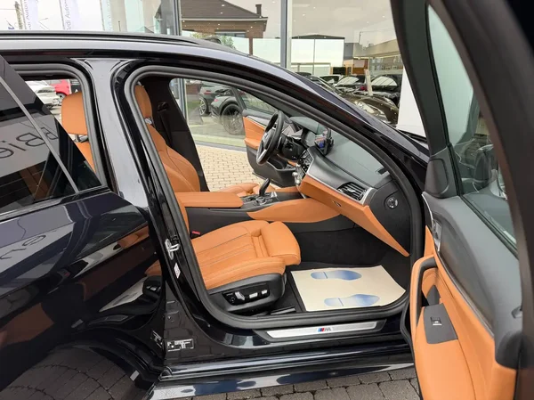 Bmw 530 (2022) — foto 20 van 33