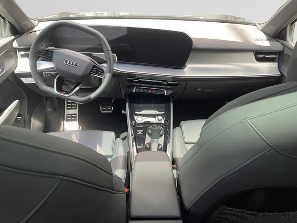 AUDI Q3 SUV (2026) — foto 10 van 14