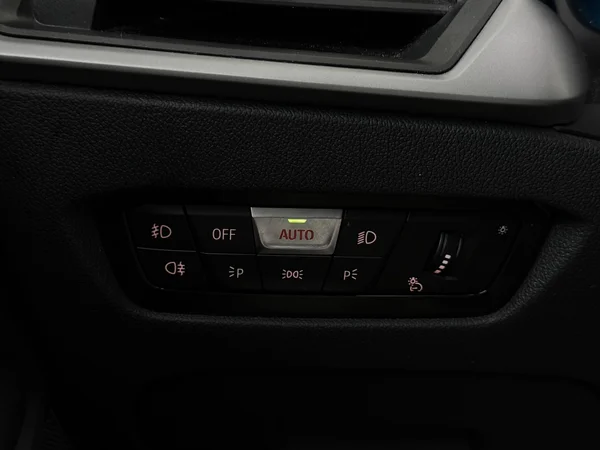 BMW 320 (2021) — foto 19 van 34