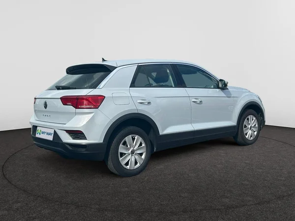 VOLKSWAGEN T-Roc (2019) — foto 9 van 24