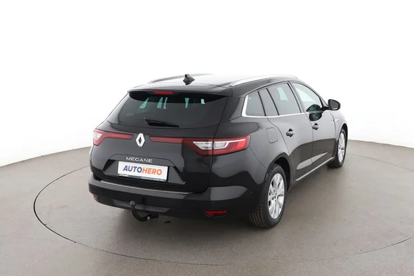 Renault Megane (2019) — foto 12 van 16