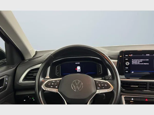 Volkswagen T-Roc (2022) — foto 3 van 27
