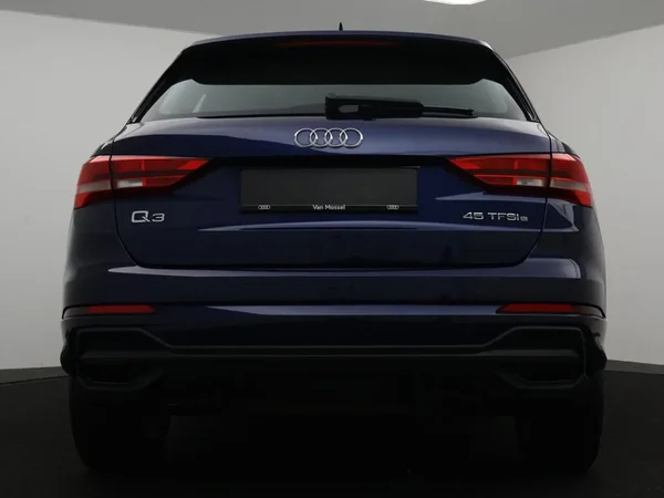 Audi Q3 (2024) — foto 8 van 27