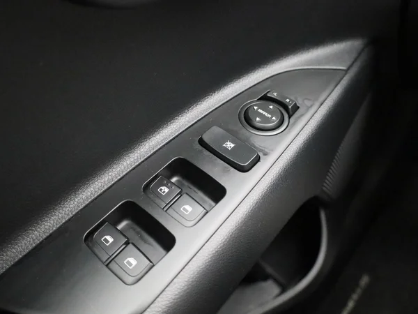 Kia Stonic (2022) — foto 14 van 34
