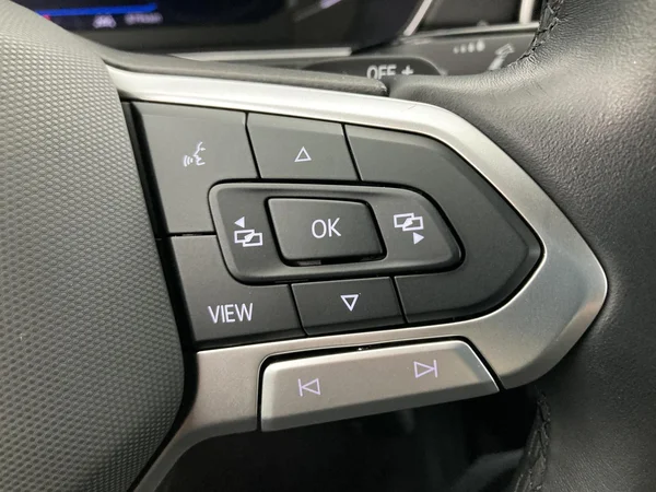 VOLKSWAGEN T-Cross (2025) — foto 4 van 35
