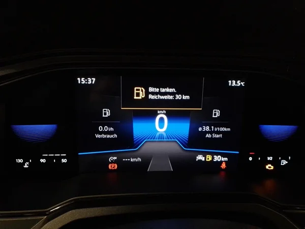VOLKSWAGEN Polo (2022) — foto 6 van 22