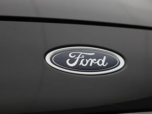 Ford S-Max (2020) — foto 35 van 42
