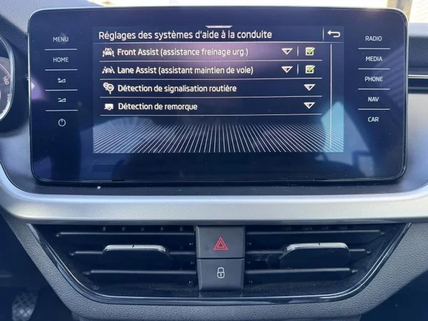 SKODA Kamiq (2020) — foto 19 van 29