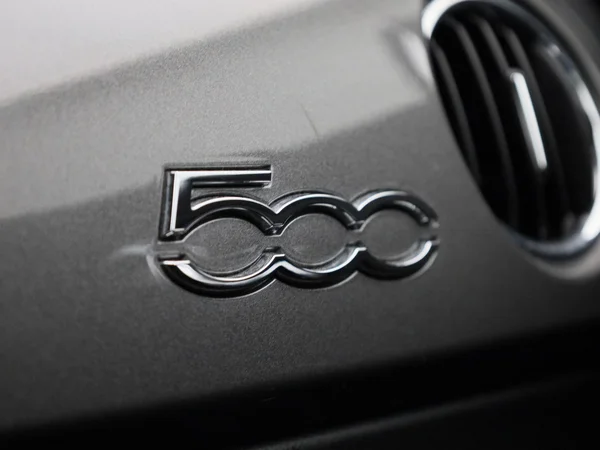 Fiat 500 (2021) — foto 10 van 36