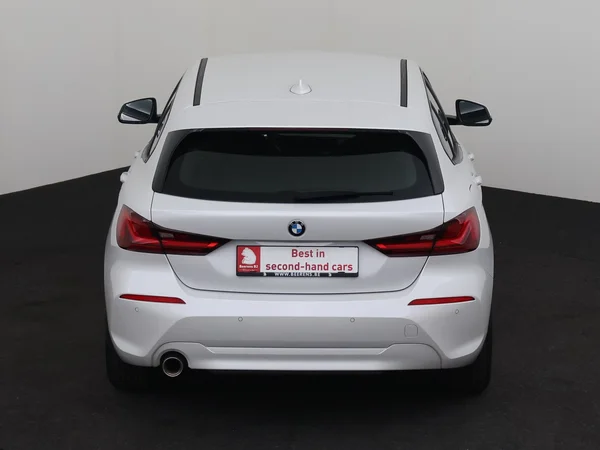 BMW 116 (2024) — foto 25 van 28