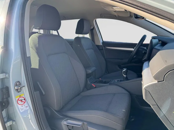VOLKSWAGEN Golf VIII SW (2025) — foto 17 van 23