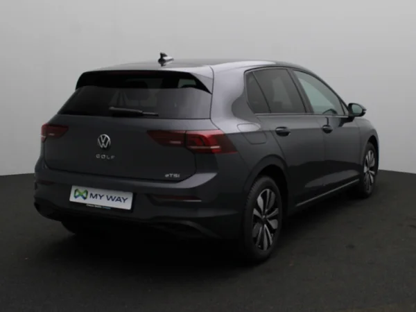 VOLKSWAGEN Golf VIII (2026) — foto 16 van 22