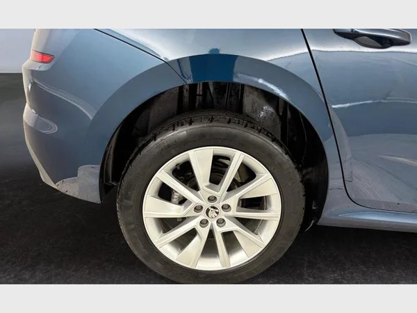Skoda Kamiq (2021) — foto 24 van 25