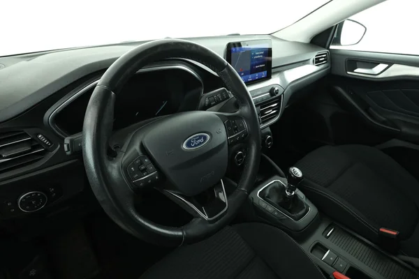Ford Focus (2019) — foto 2 van 16