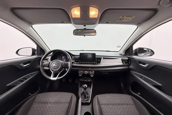 Kia Rio (2021) — foto 36 van 36