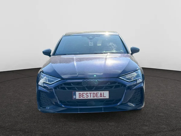 AUDI A3 Sportback (2025) — foto 2 van 16