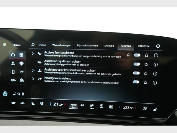 AUDI A6 Sportback e-tron (2025) — foto 46 van 48