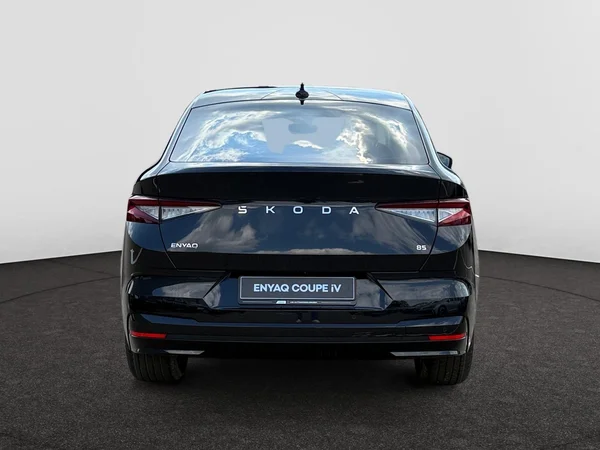 SKODA Enyaq Coupé (2025) — foto 8 van 15