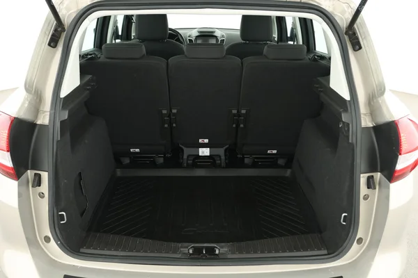 Ford C-Max (2018) — foto 8 van 16