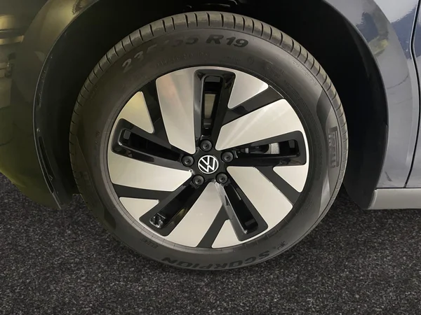 VOLKSWAGEN ID.Buzz (2025) — foto 11 van 13