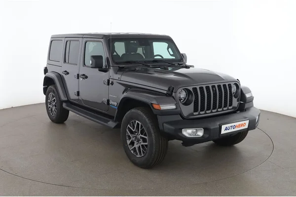 Jeep Wrangler Unlimited (2022) — foto 14 van 16