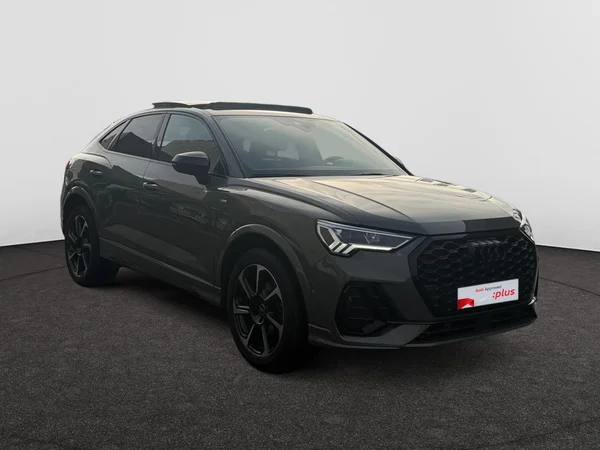 AUDI Q3 Sportback (2023) — foto 22 van 22