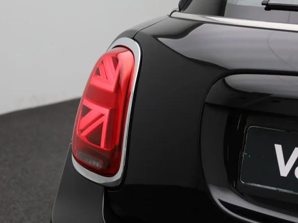 MINI Cooper (2023) — foto 31 van 40