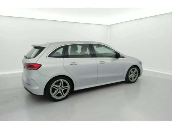 MERCEDES-BENZ B 160 (2021) — foto 2 van 36