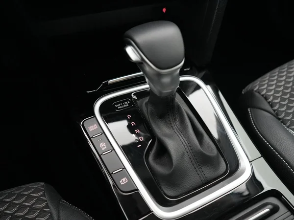 Kia cee'd (2024) — foto 13 van 23