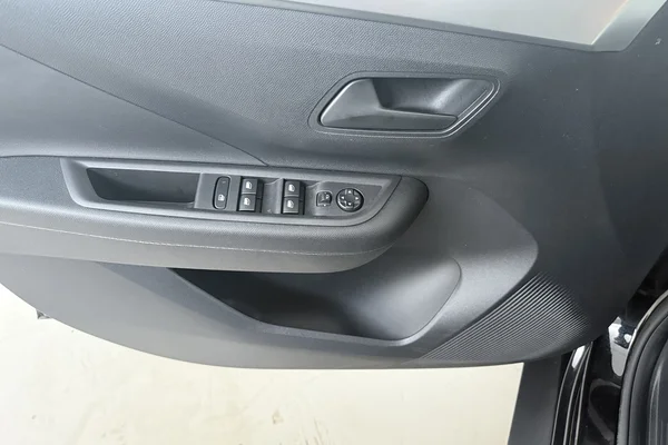 Opel Frontera (2025) — foto 5 van 23