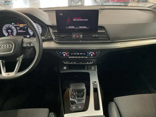 AUDI Q5 Sportback PHEV (2024) — foto 3 van 23