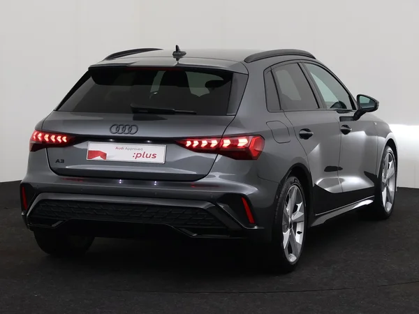 AUDI A3 Sportback (2025) — foto 11 van 18