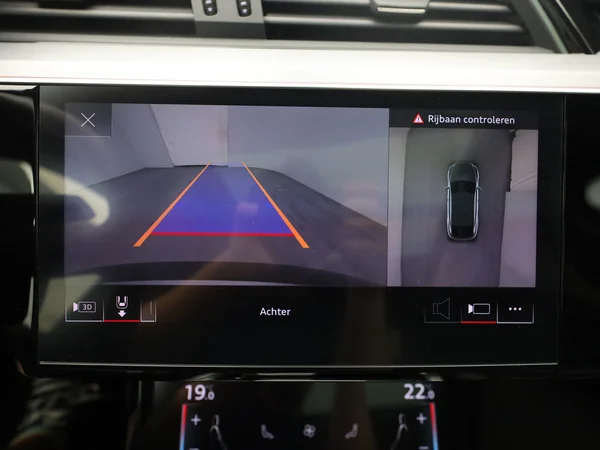 AUDI e-tron Sportback (2022) — foto 9 van 20