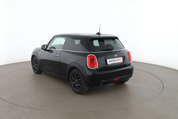 MINI MINI (2018) — foto 10 van 16